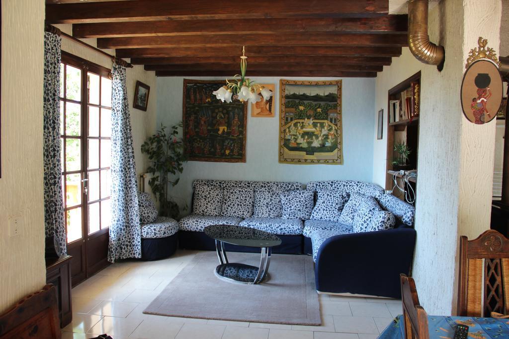 Holiday Home Maison De La Litiere Pugny-Chatenod Cameră foto